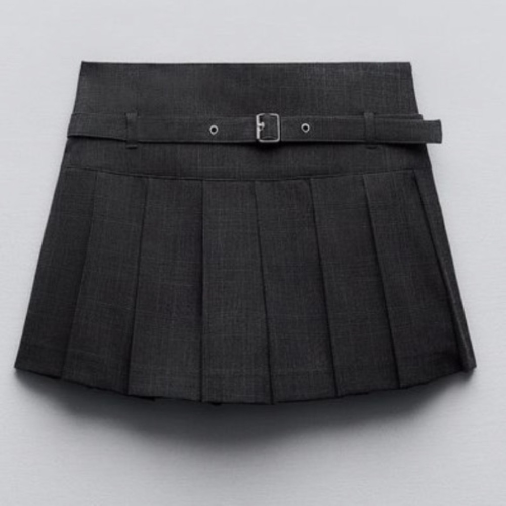 Low rise skirt/skort - Zara